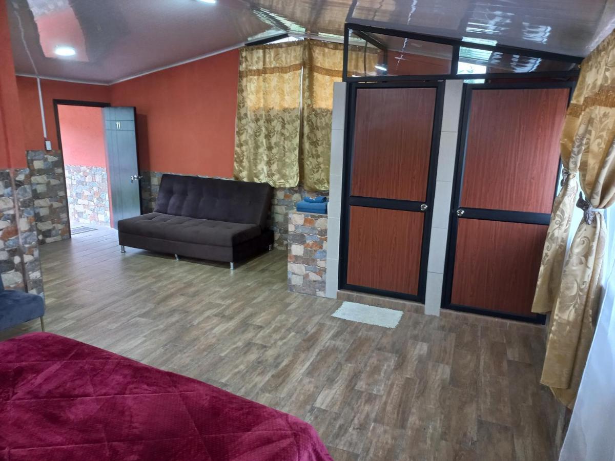 Hostal La Casa De Rodrigo Baeza ภายนอก รูปภาพ